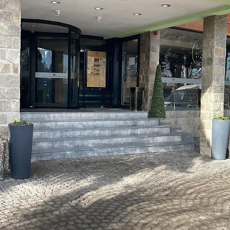 мия 2 Deluxe Royal Apartament Velingrad