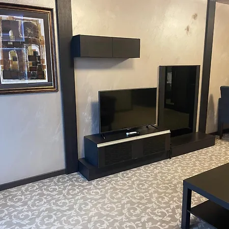 мия 2 Deluxe Royal Appartement *