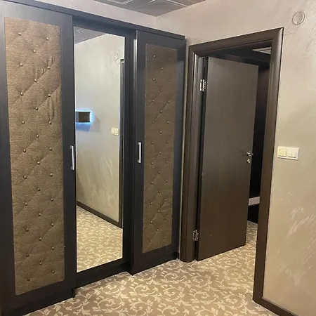 мия 2 Deluxe Royal Appartement Velingrad